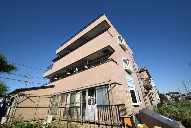建物外観　外観は落ち着いています