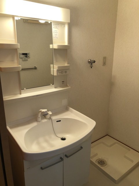 熊本市南区 4階建 築22年の内装写真