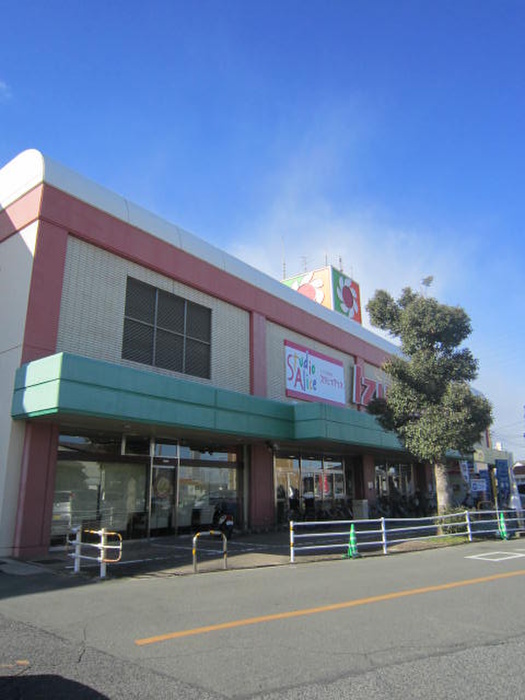 スーパー　イズミヤ　泉佐野店（スーパー）まで1800m
