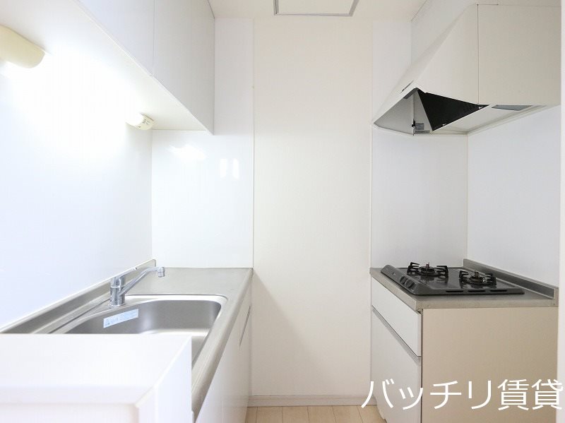 キッチン　同型イメージの為、現状を優先致します。