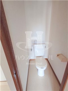 ＪＲ京浜東北線 西川口駅 徒歩10分 3階建 築36年のトイレ写真