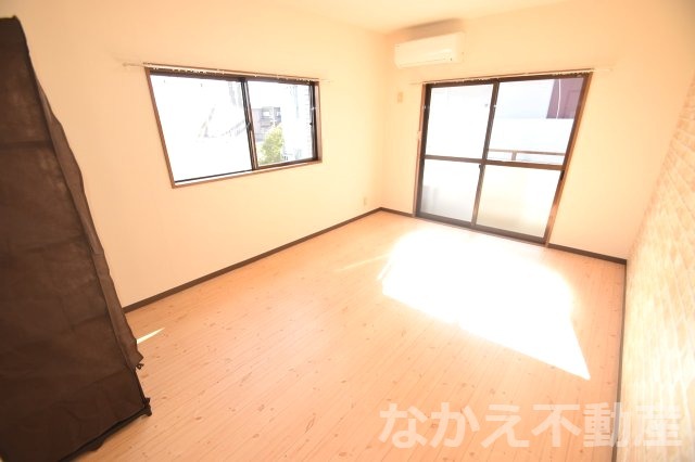ＪＲ牟岐線 南小松島駅 徒歩10分 2階建 築30年の内装写真