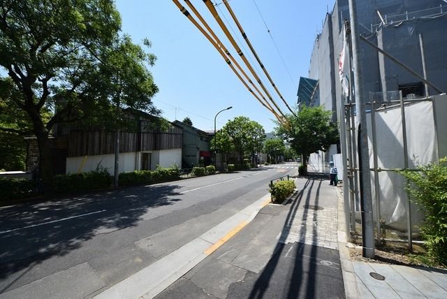ショッピングセンター　表参道ヒルズ（ショッピングセンター）まで1140m