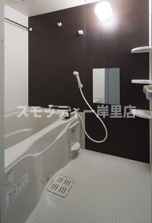 ソレイユ聖天下Bの風呂写真