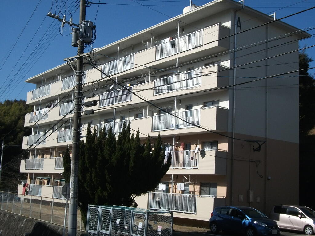女の都団地A棟