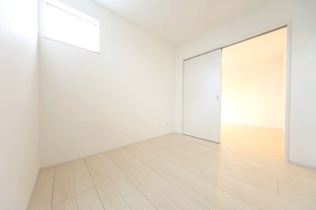 Cherim吉塚IIの居間写真