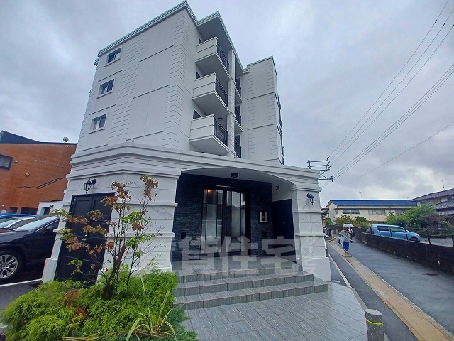 西鉄天神大牟田線 井尻駅 徒歩3分 築6年
