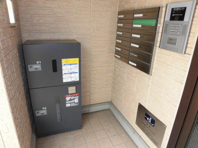 ＪＲ京浜東北線 西川口駅 徒歩12分 3階建 築16年のその他写真
