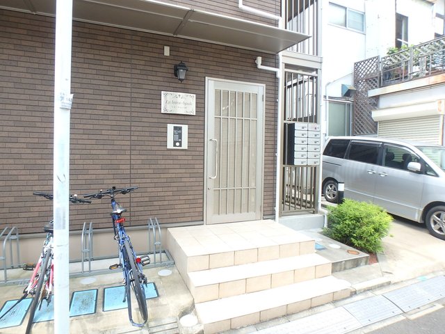 エントランス　反転間取