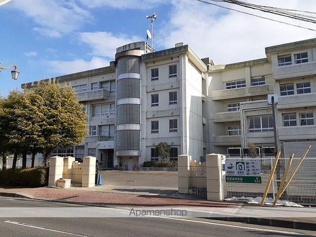 中学校　富谷市立日吉台中学校（中学校）まで240m