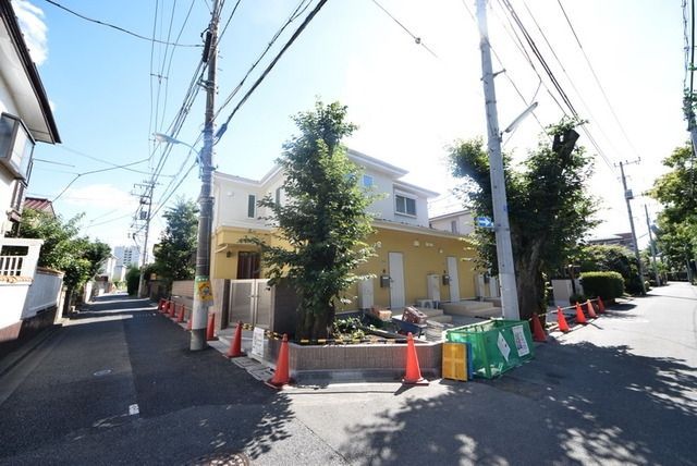 建物外観　★駅徒歩５分★