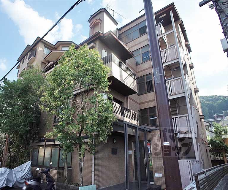 ラ・ルース東山の外観写真