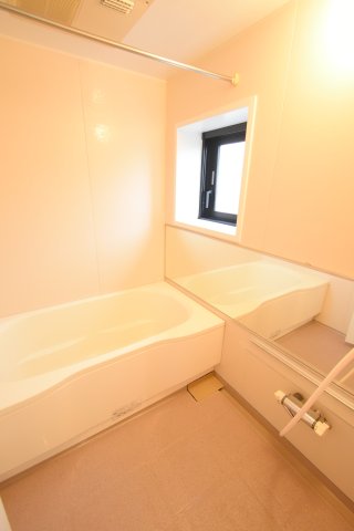 バス・シャワールーム　別部屋参考写真、現況優先になります。