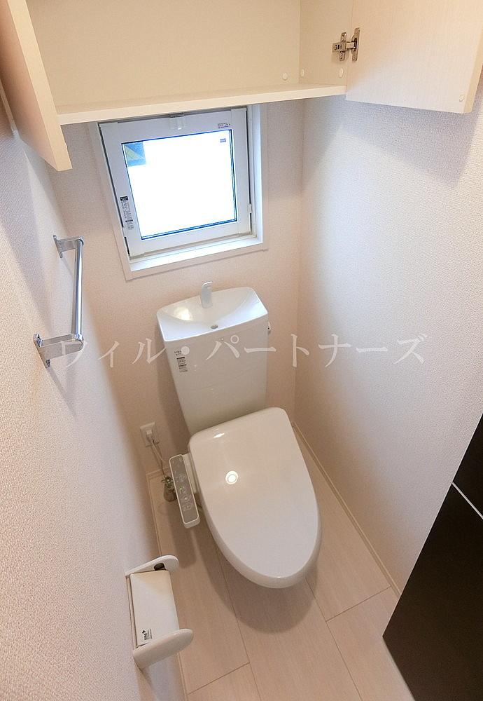 ＪＲ中央線 東中野駅 徒歩7分 2階建 築11年のトイレ写真
