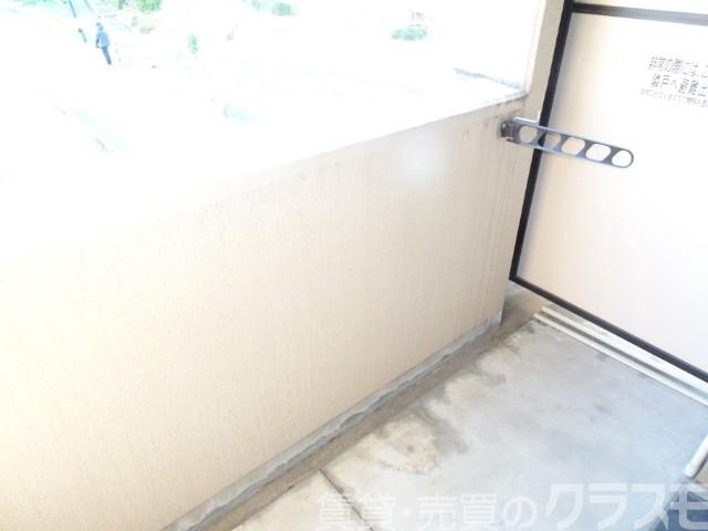 バルコニー　南向きだからお洗濯物が乾きやすい！