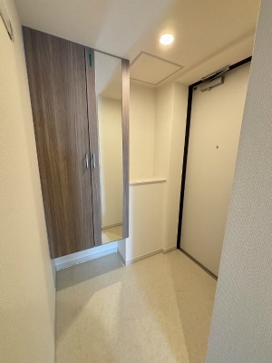 玄関　シンプルで使いやすい玄関です