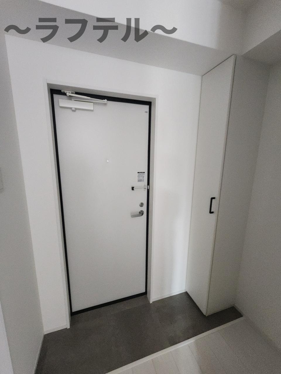 玄関　同メーカー施工　別部屋イメージ写真