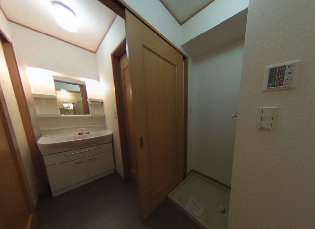 アップロードIIのその他写真