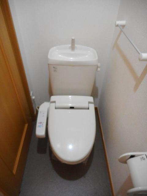 アップロードIIのトイレ写真