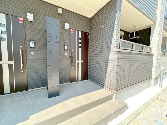 エントランス　綺麗なエントランスです。