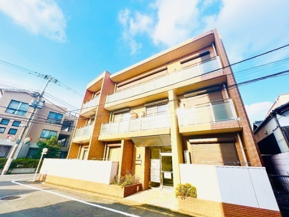 岡部マンションの外観写真