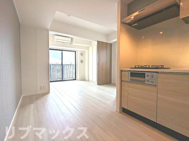 居室・リビング　別号室参考写真