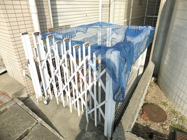 ホワイトBOXの外観写真