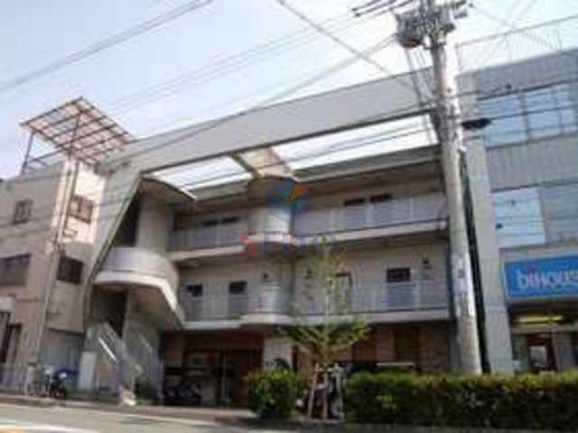 ホワイトBOXの外観写真