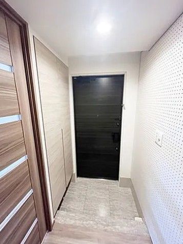 玄関　参考写真：別部屋タイプ