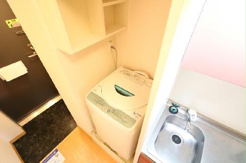 その他設備　室内洗濯機完備によりお手軽に引越しが可能！