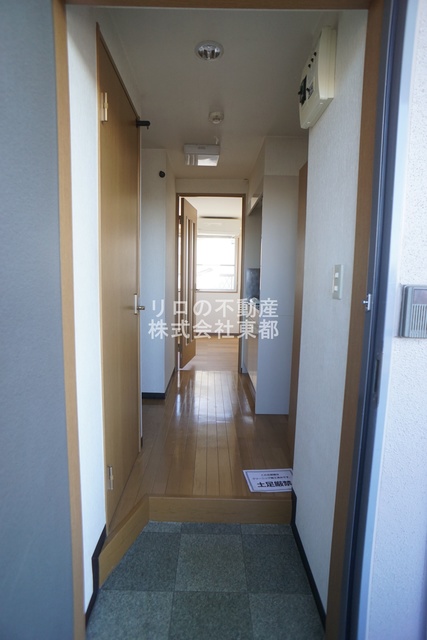 玄関　玄関から見たお部屋です☆