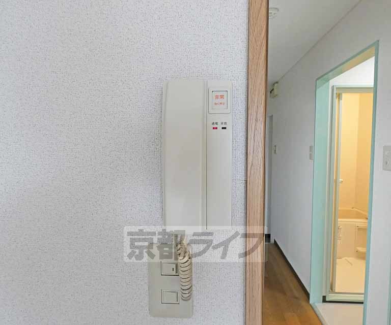 セキュリティ　インターホン受話器です。