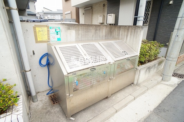 その他共有部分　敷地内にゴミ捨て場完備♪