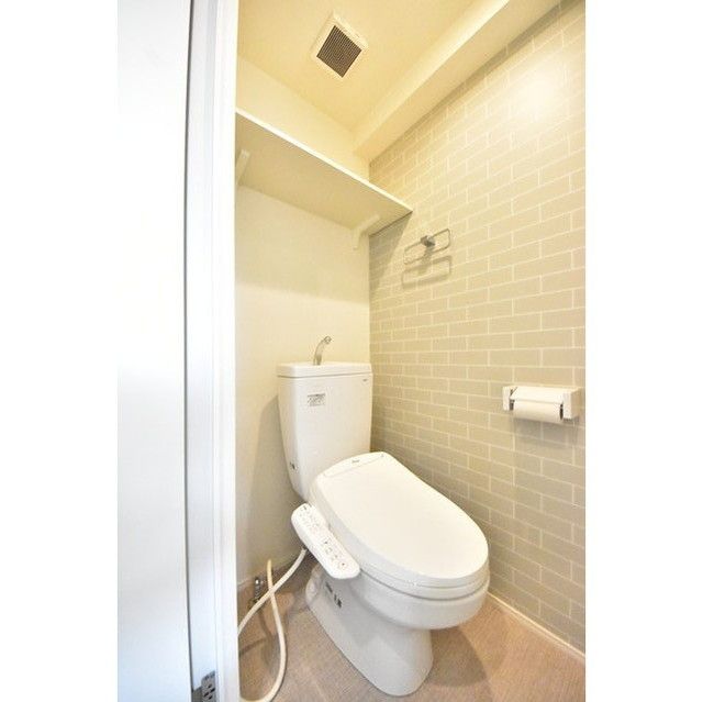 ハーモニーテラス北小岩XIIIのトイレ写真