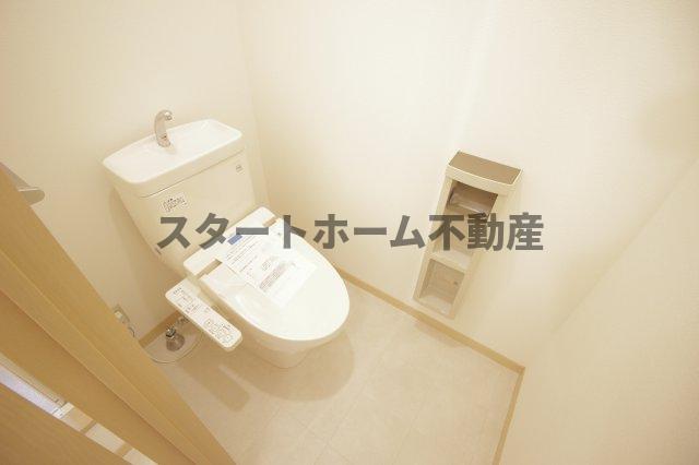 トイレ　トイレもきれいです