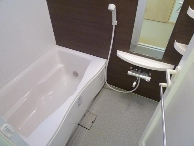 バス・シャワールーム　※別部屋参考写真※