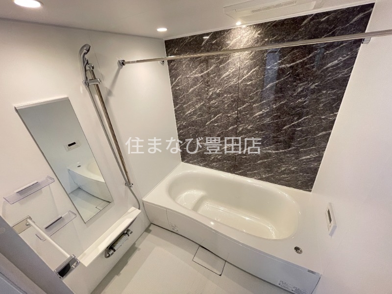 バス・シャワールーム　同型別部屋写真