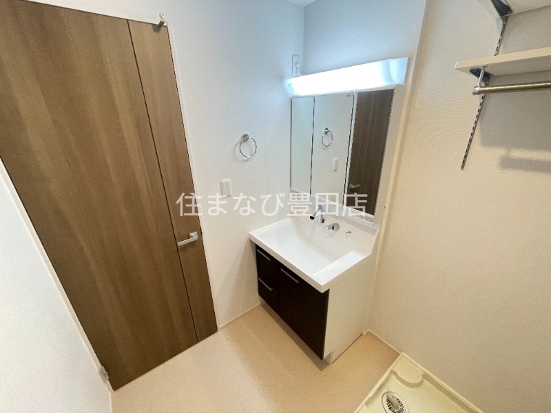 洗面設備　同型別部屋写真