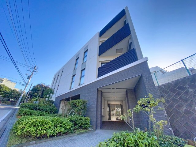 建物外観　外観は落ち着いています