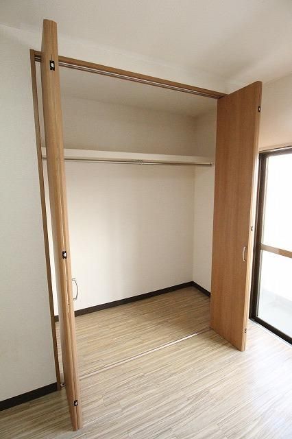 キャンベラ24の内装写真