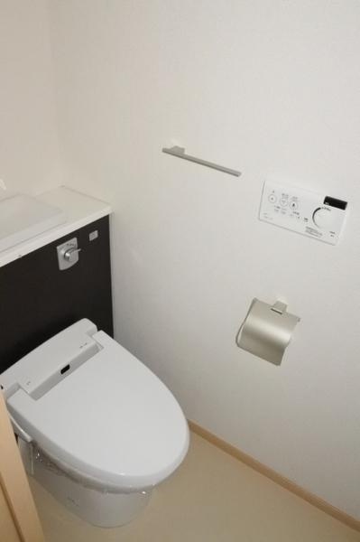 コート・デ・ラ・ヴィレットS棟のトイレ写真
