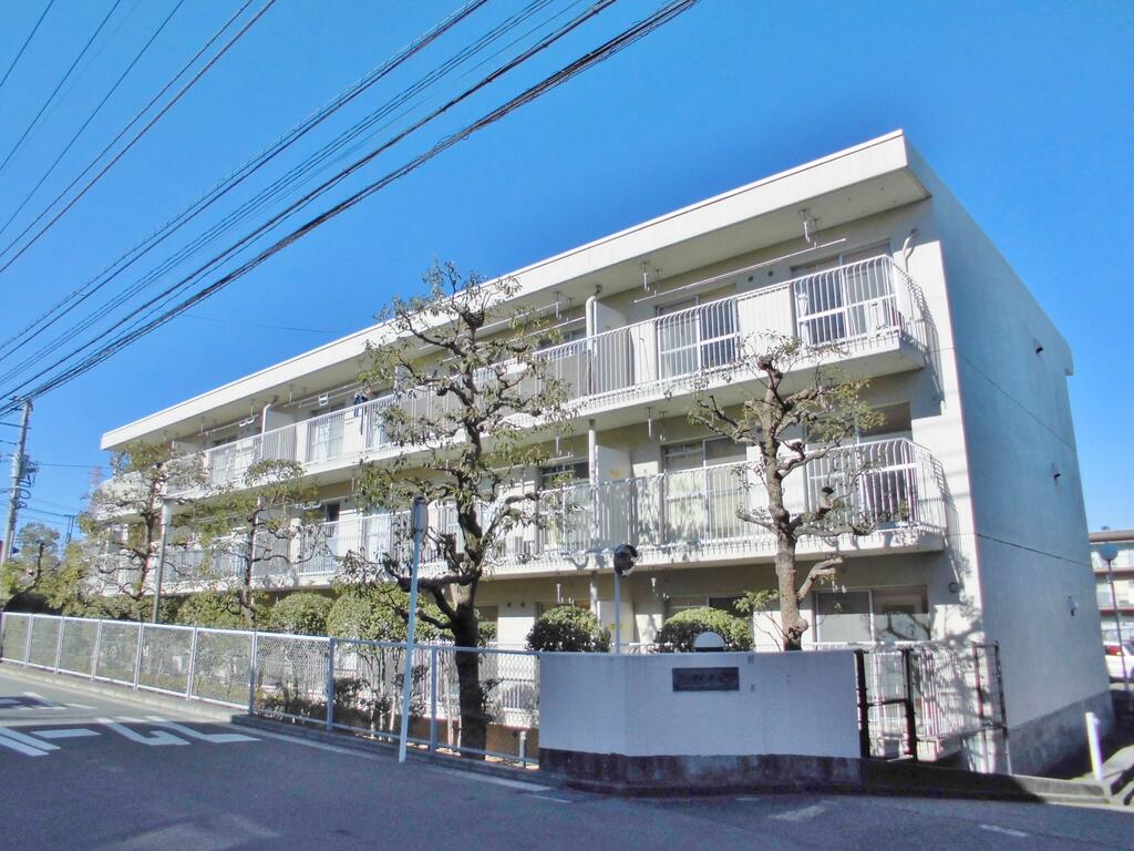 相鉄本線 二俣川駅 徒歩5分 築49年