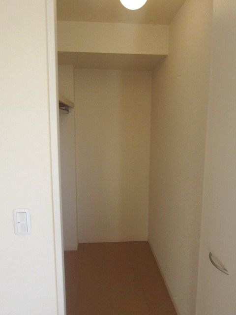 収納　★ウォークインクローゼットです★