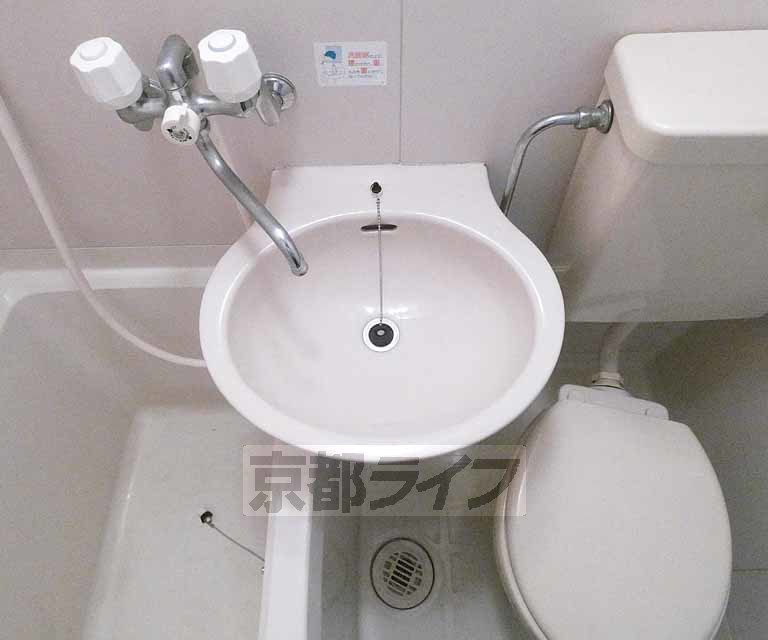 洗面設備　洗面所です。