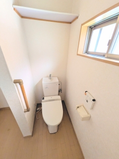 東栄荘のトイレ写真