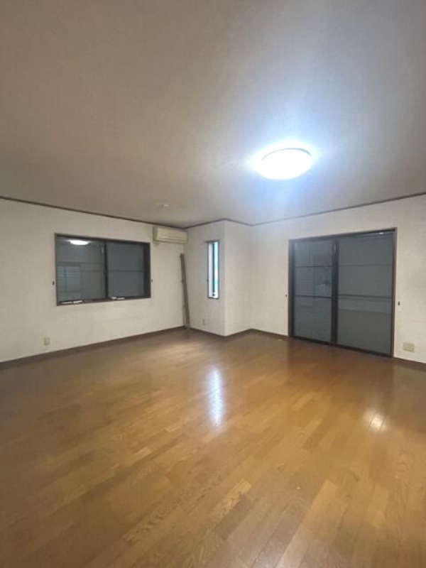 福田貸家 7号棟の居間写真
