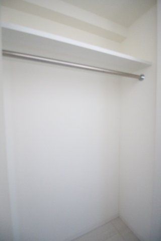 収納　（別タイプ参考写真）DIPS東十条　北区神谷2