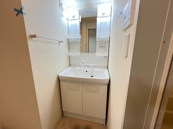 洗面設備　※別号室の写真です