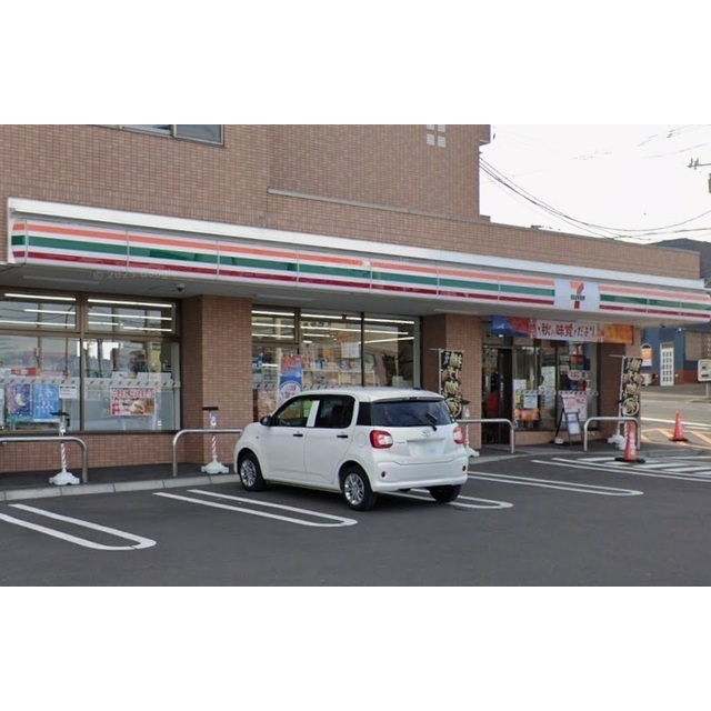 コンビニ　セブン－イレブン　札幌清田２条店（コンビニ）まで320m