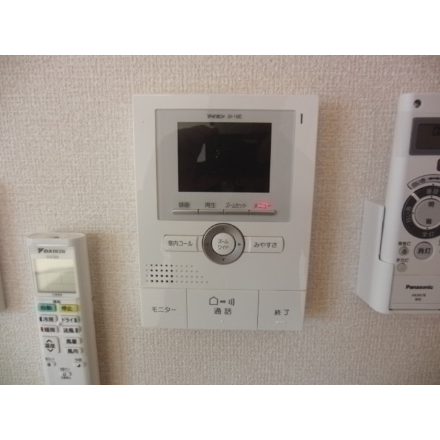 その他設備　モニター付インターホン